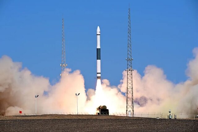 پرتاب فوق العاده دو موشک چینی به فضا در کمتر از دو ساعت
