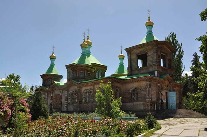 وضعیت فلسفه و مشاهیر در قرقیزستان