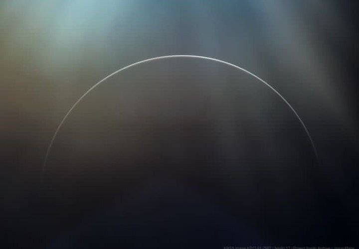 هلال زمین از دید فضانوردان ماموریت آپولو +عکس