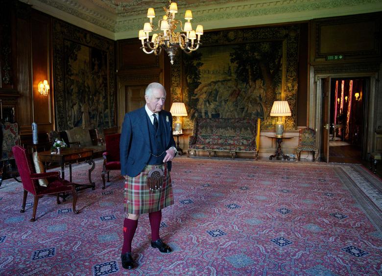  پادشاه جدید انگلیس در لباس سنتی اسکاتلندی+عکس