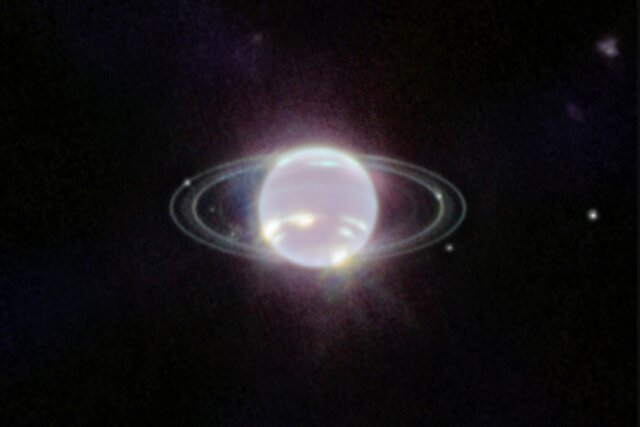 تصویر جذاب  از حلقه‌ها و قمرهای سیاره نپتون+عکس