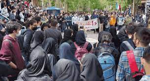 جنس اعتراض دانشجویان با سایر صنوف متفاوت است/مواجهه با اعتراضات باید بر مبنای تدبیر باشد