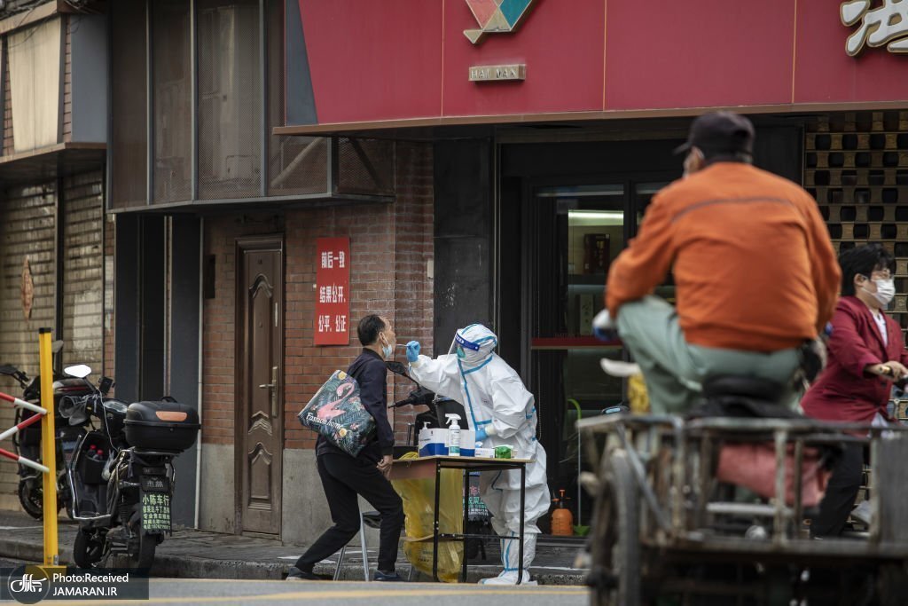 گرفتن تست کرونا در خیابان‌های چین ادامه دارد+عکس