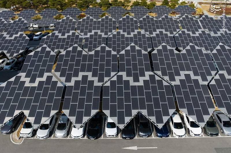 پنل‌های خورشیدی در پارکینگ کره جنوبی+عکس