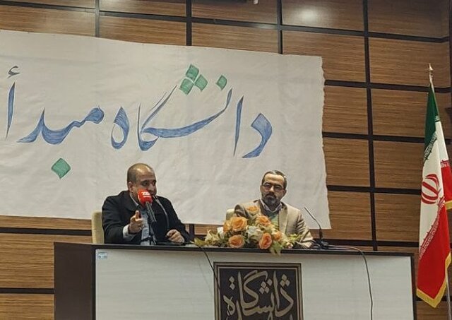 خضریان: جنبش دانشجویی در سال ۱۳۳۲ در برابر فهم غلط منافع ملی را فریاد زد