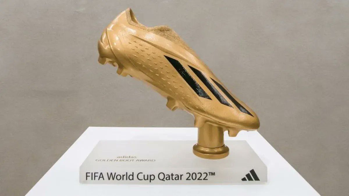 نمایی دیدنی از کفش طلای جام جهانی