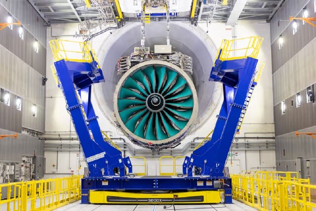 بزرگترین موتور هواپیمای جهان آماده آزمایش شد+عکس