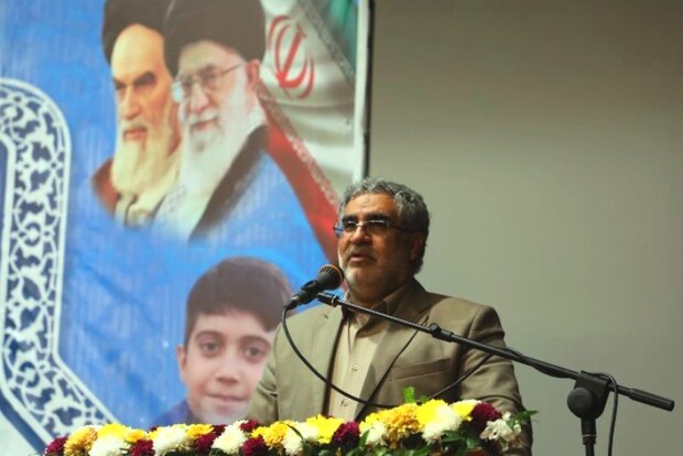 ۹۵ درصد جامعه ایران باسواد هستند