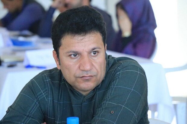 تاسیس جوایز ویژه کشورهای فارسی‌زبان به ترویج زبان فارسی می‌انجامد