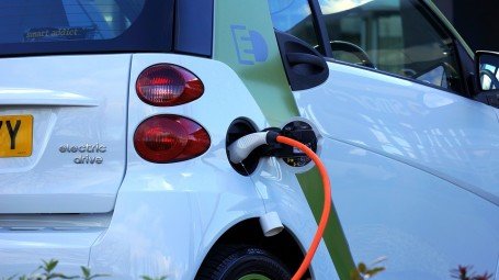  احداث بیش از 120 هزار ایستگاه شارژ خودروی برقی در چین