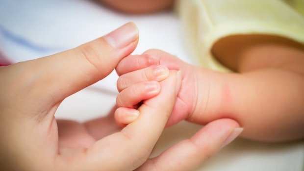 نوع زایمان چه تأثیری بر روابط مادر ـ نوزاد دارد؟