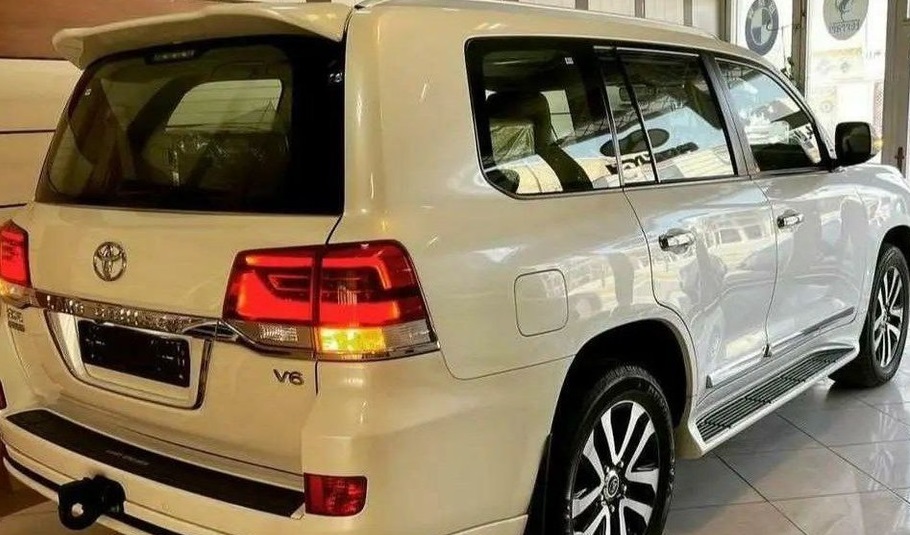قیمت عجیب یک خودرو در ایران به اندازه جزیره‌ای در استرالیا+عکس