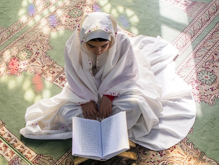محفل انس با قرآن در مصلای تبریز+عکس