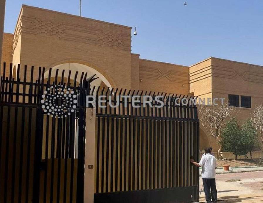 بازگشایی درب‌های سفارت ایران در ریاض+عکس