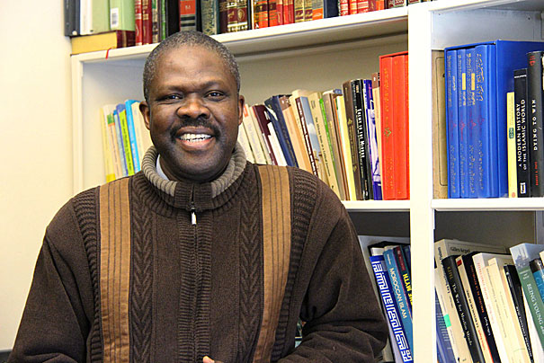 گفتمان‌های غربی موجب گمنامی سنت‌های ادبی آفریقا شده‌اند