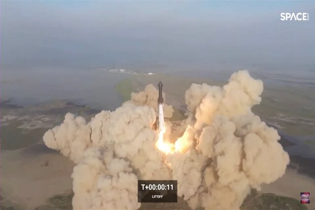 لحظه انفجار موشک ایلان ماسک پس از چند دقیقه از پرتاب+عکس