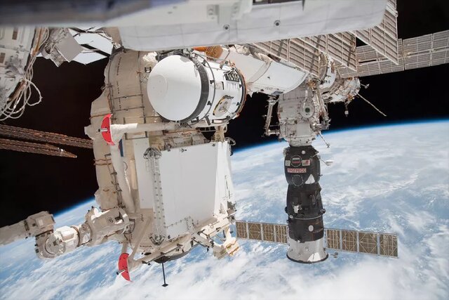 پیاده روی فضایی روسیه به تعویق افتاد