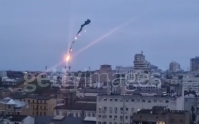 سلاح دوش‌پرتابی اوکراینی پهپاد روسی را ساقط کرد+عکس