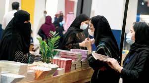 حضور پررنگ بانوان و تفریح سالم فرهنگی در نمایشگاه کتاب