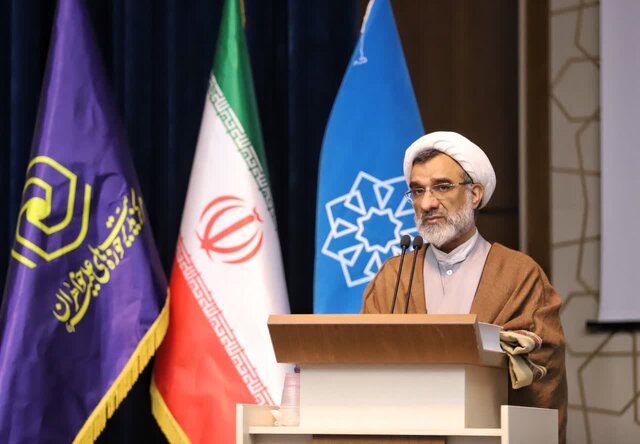 تاکید بر ضرورت اجرای اسناد دانشگاه اسلامی و نقشه جامع علمی کشور در دانشگاه‌ها