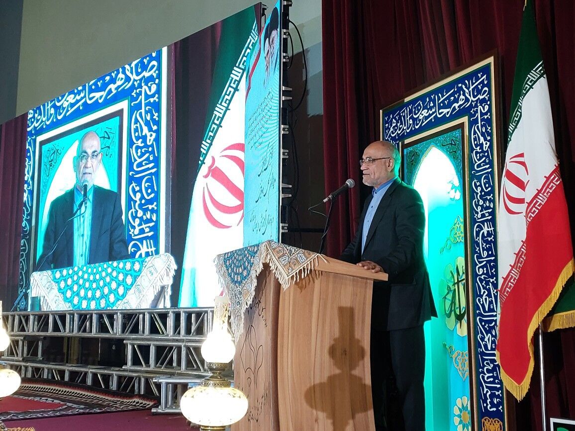 وزیر اسبق آموزش و پرورش: نظام اسلامی باید دانش‌آموز مقید به شعائر اسلامی تربیت کند