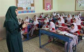 توسعه زبان آموزی در جهت توانمندسازی معلمان پایه اول ابتدایی
