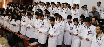 پذیرش ۱۱ هزار و ۲۵۰ نفر در رشته پزشکی کنکور ۱۴۰۲