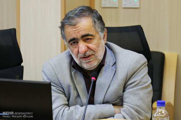 تجاری نویسان، تاریخ‌نگاری دوران پهلوی را در دست دارند