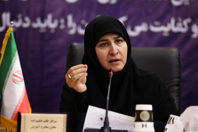 تاثیر سن  داوطلبان معلمی در عملکرد بهتر آنها