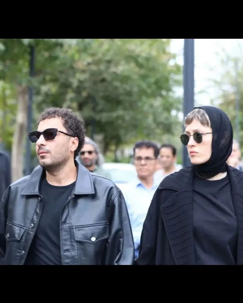 نوید محمدزاده و فرشته حسینی در مراسم تشییع آتیلا پسیانی+عکس