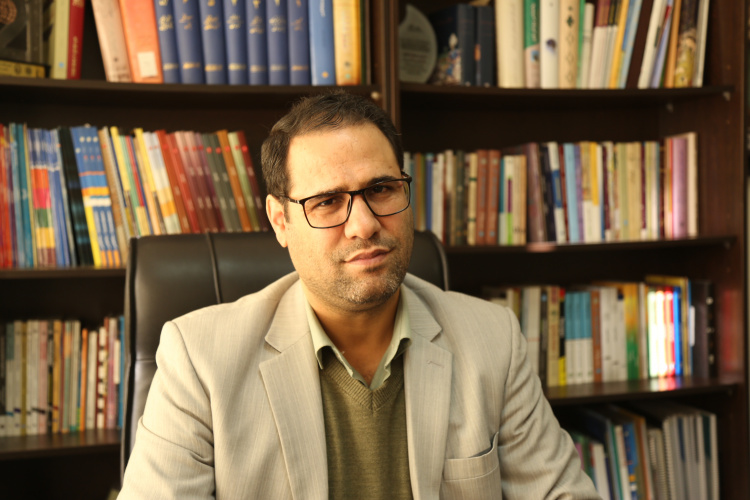 ایران قوی با دانش آموزان آن ساخته می‌شود