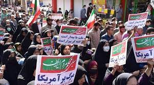 ۱۳ آبان برائت کامل از آمریکا بود/جوانان را با مبارزه علیه استکبار آشنا کنیم