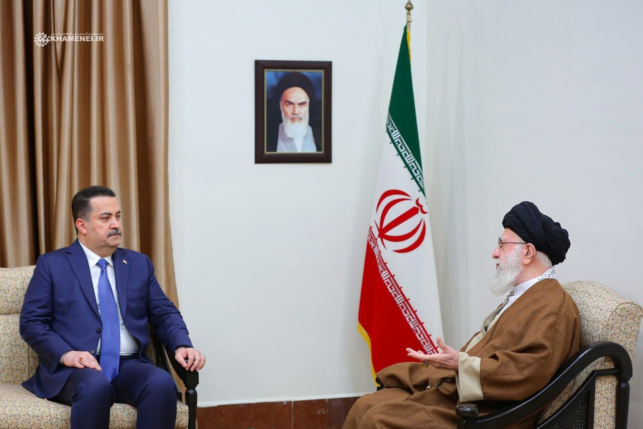 دیدار نخست وزیر عراق با رهبر انقلاب+عکس