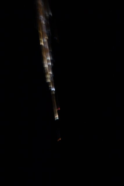 لحظه سوختن فضاپیمای روسی توسط فضانورد زن ایرانی شکار شد+عکس