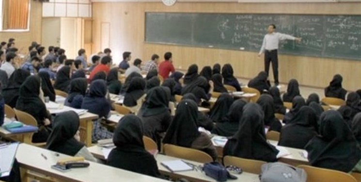 وزیر علوم شایعات مبنی بر تقلب در پذیرش دانشجوی دکتری در دانشگاه آزاد را رد کرد