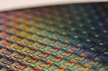 تراشه‌ای که هزار میلیارد ترانزیستور را در خود جای داده است