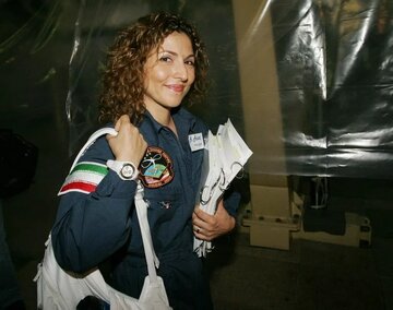 تصویری از اولین زن ایرانی که به فضا رفت+عکس