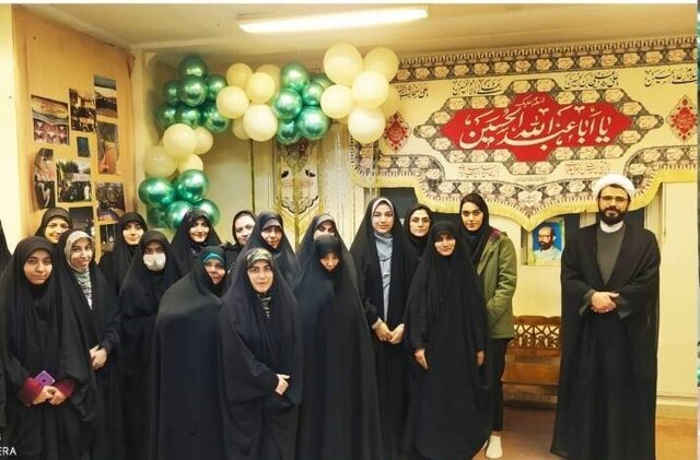 دانشجویان دختر فعال در عرصه فرهنگی دانشگاه امیرکبیر تجلیل شدند