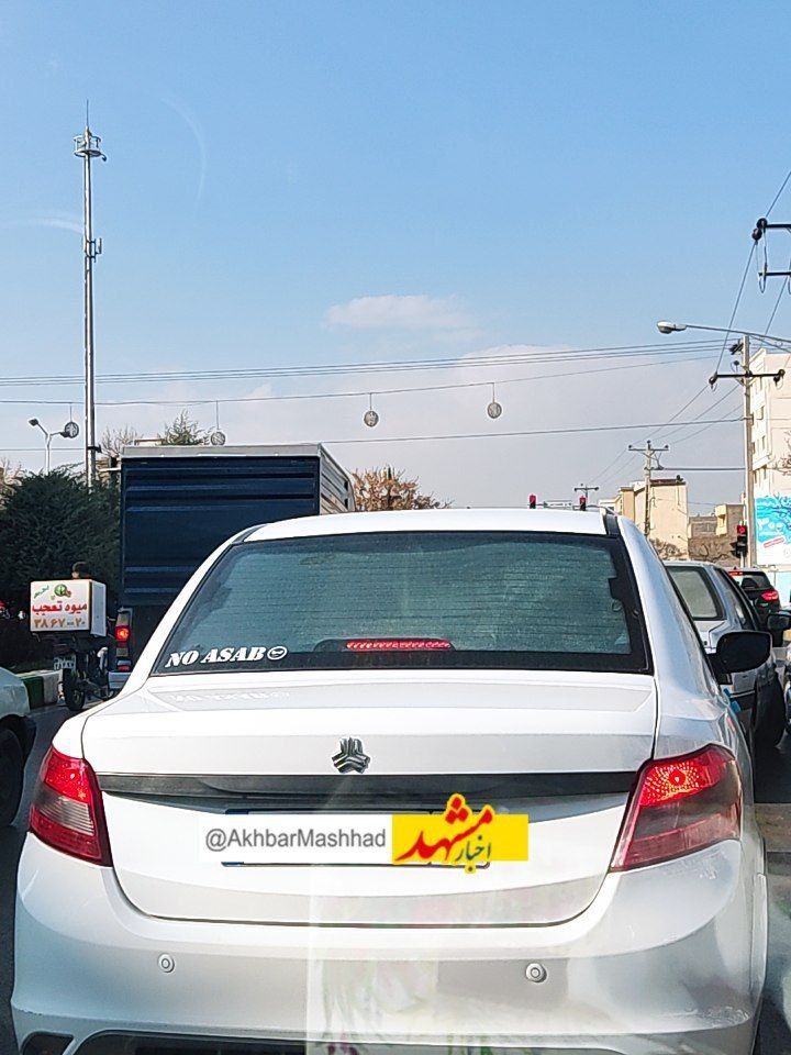 حرکت متفاوت یک راننده بی اعصاب+عکس