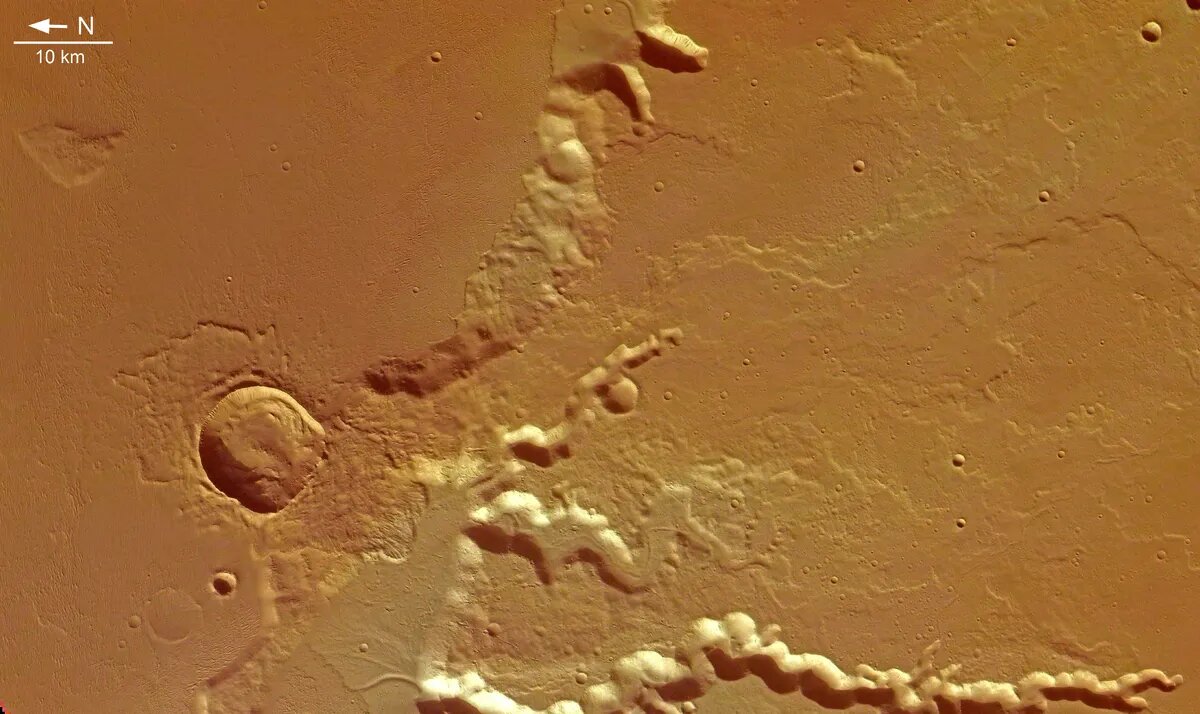کشف لایه‌های بزرگ یخ در سطح مریخ+عکس