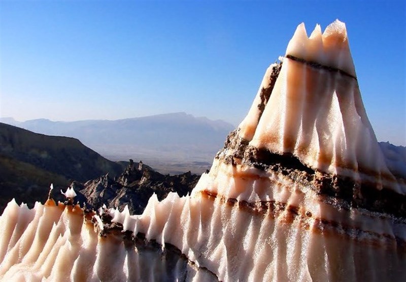  گنبد نمکی جاشک بوشهر