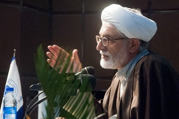 مشروطه یک انقلاب فکری است/ تکوین مفهوم قانون در ایران
