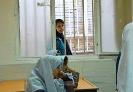 ۷۰ هزار کودک بازمانده از تحصیل تعیین تکلیف شدند/مدارس تا ۲۸ اسفند دایر است