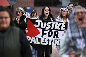 اعتراض دانشجویان در حمایت از مردم بی دفاع غزه 