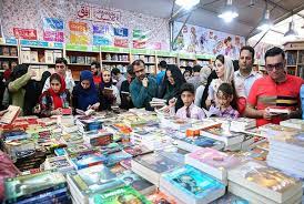 فروش ۷۴ میلیارد تومانی مجازی و حضوری نمایشگاه کتاب