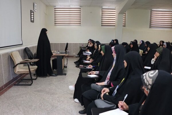 دومین دوره آشنایی با مفاهیم اسلام ناب و مبانی انقلاب برگزار شد
