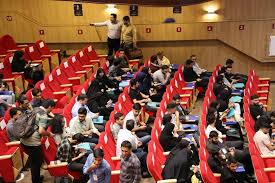 راهیابی گروه «اندیشه ورزان» به دور سوم در مناظره دانشجویی