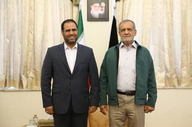 صحرایی: پزشکیان دیدگاه عمیق و دقیقی نسبت به مسئله آموزش دارد صحرایی: پزشکیان دیدگاه عمیق و دقیقی نسبت به مسئله آموزش دارد