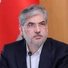 نظر موافق و مخالف دانشگاهیان با سیمایی صراف