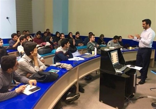 تأخیر در آغاز سال تحصیلی و قول مسؤولان برای جبران عقب‌ماندگی